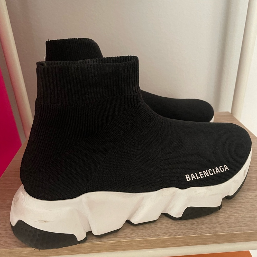 Authentic BALENCIAGA speed knit sneaker